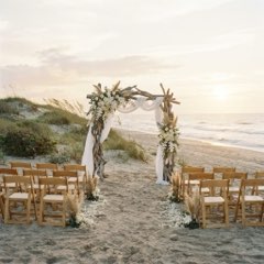 Beach wedding style (example)