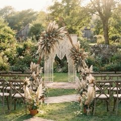 Boho garden wedding style (example)